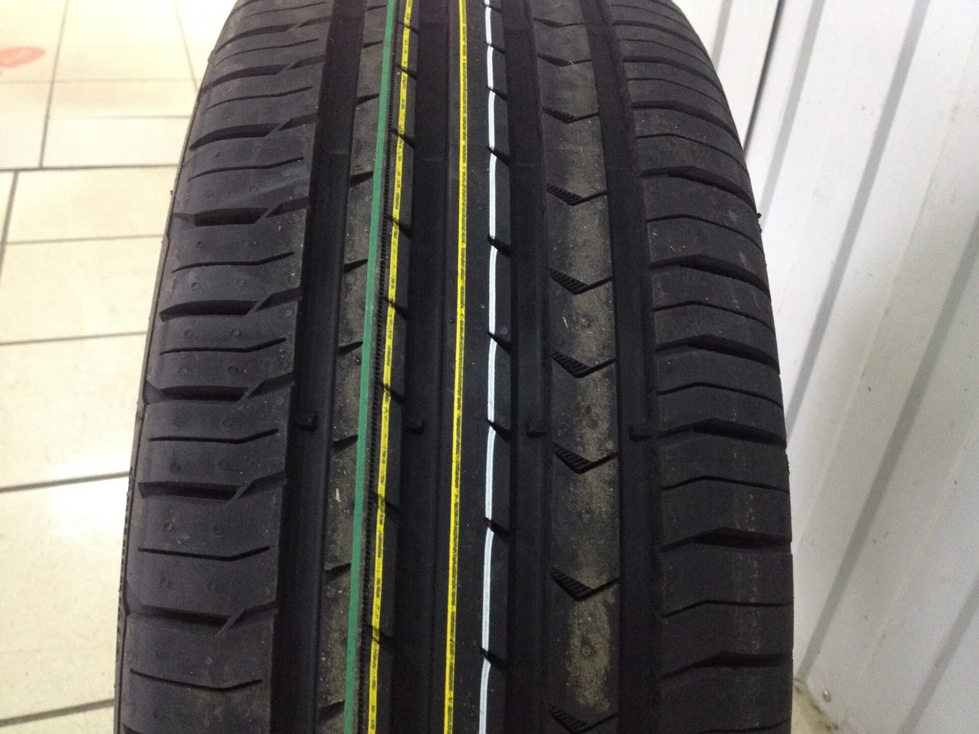 Continental CONTIPREMIUMCONTACT 5 225/60 r17 99v. Continental CONTIPREMIUMCONTACT 5. Continental CONTIPREMIUMCONTACT 5 215/70 r16 100h. Continental 235/65r17 104v CONTIPREMIUMCONTACT 5 TL.