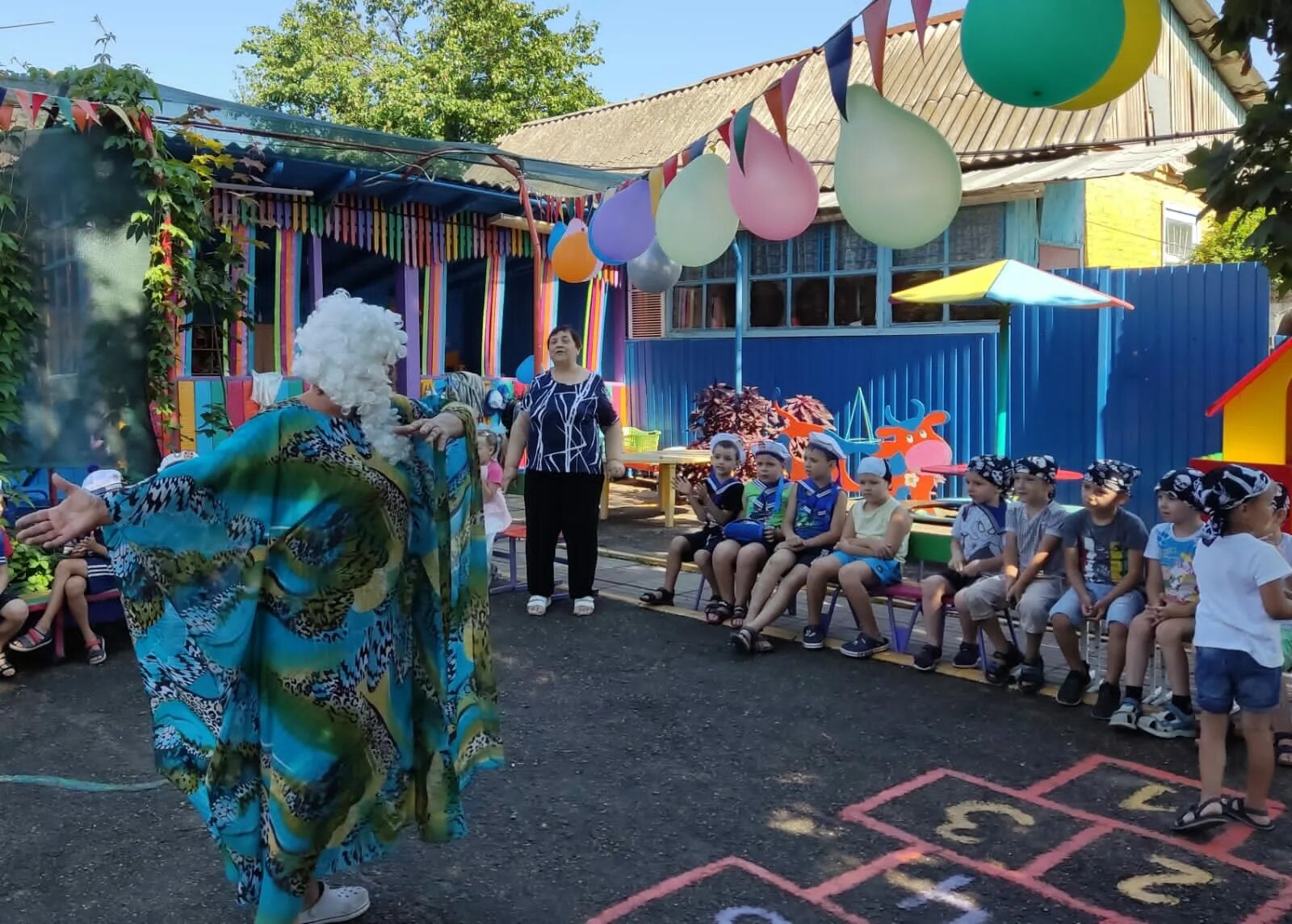 Праздник нептуна подростки. Дубинкин праздник нептуна. Праздник «день нептуна» в россии. Нептун праздник нептуна. Традиции праздника нептуна.