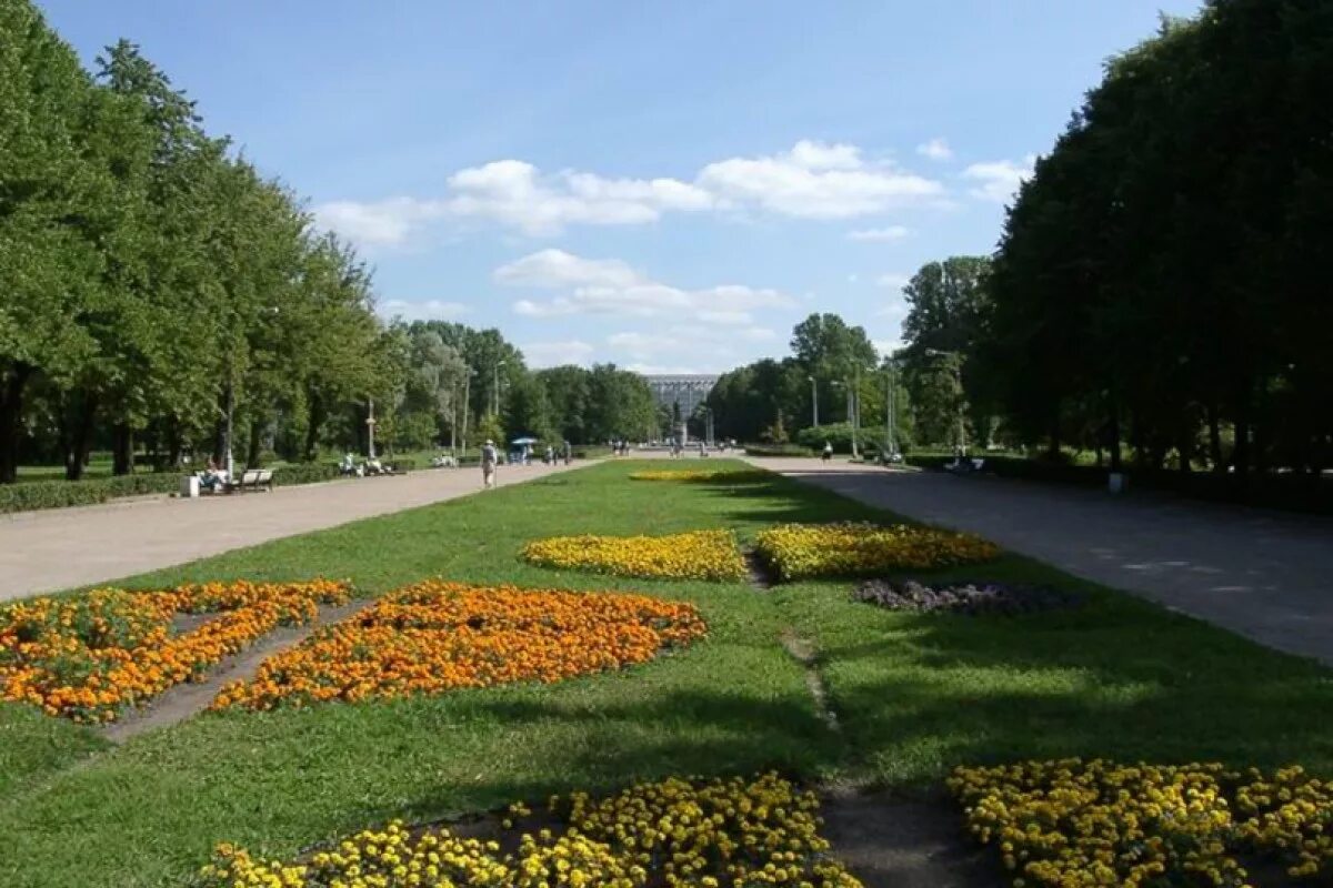 Парк победы питер. Московский парк Победы Санкт-Петербург. Московский район парк Победы. Московский парк Победы Санкт-Петербург Центральная аллея. Московский район СПБ парк Победы.