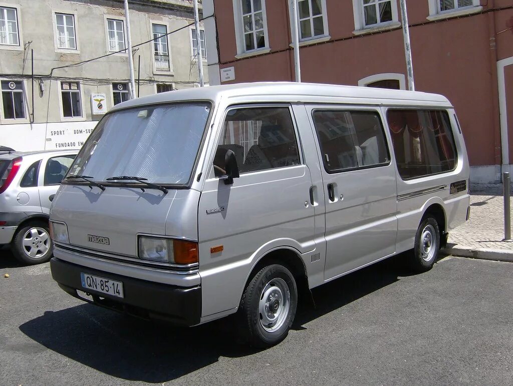 Mazda e2200. Мазда e2000. Мазда бонго е 2200. Мазда 2200. Мазда бонго е 2200.