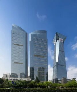 East центр