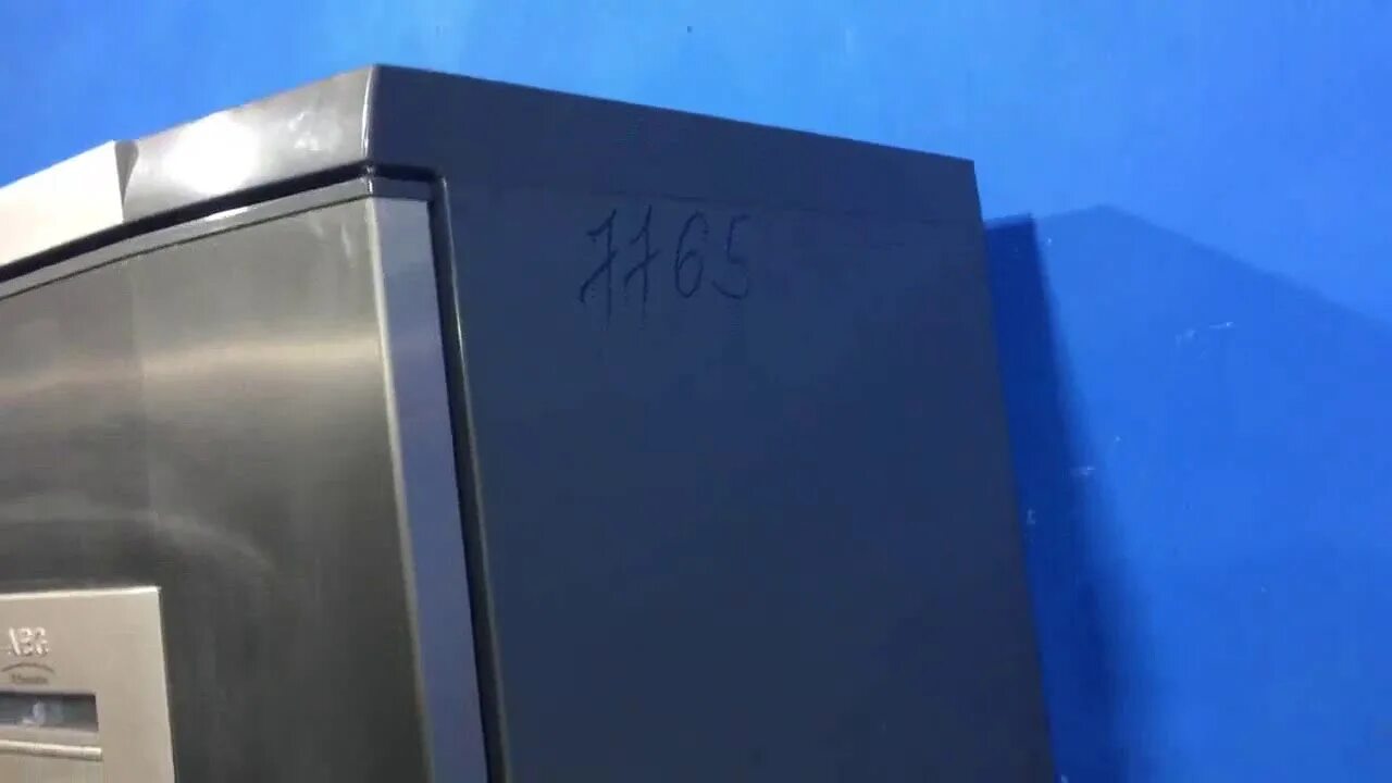 Aeg santo 86378 kg8. Холодильник aeg santo. Aeg 86378-kg полки. Холодильник aeg s 75348 kg. Холодильник аег 86378.
