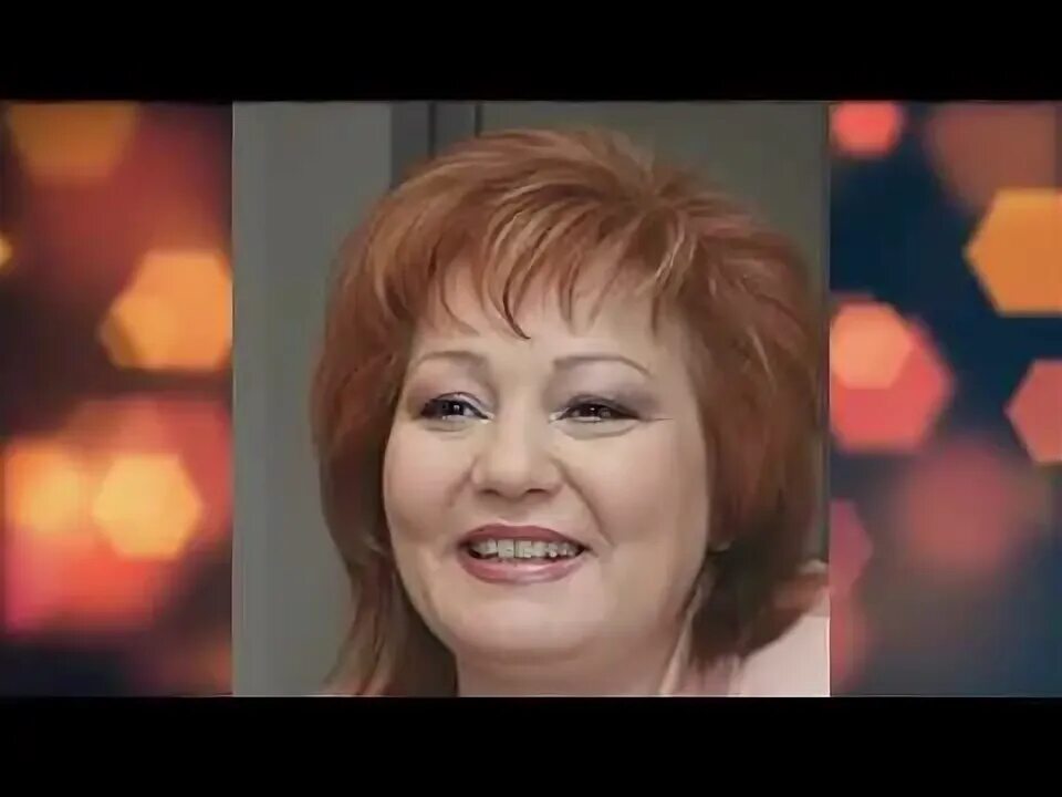 Хания фархи утыр. Хания фархи исерек в кафе. хания фархи исерек видео. музей хании фархи.