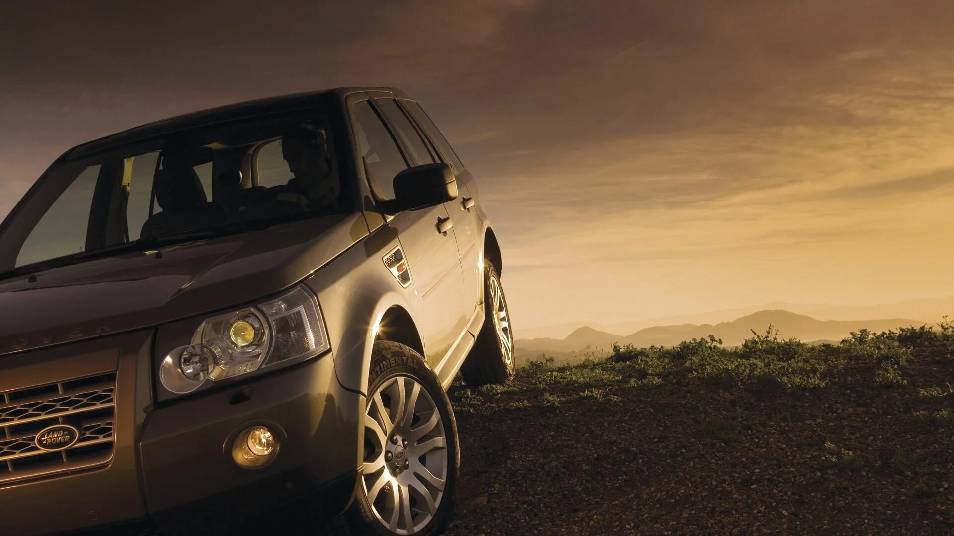 Ленд ровер фрилендер 3. Ленд ровер freelander 2 2007. Range rover mercedes. Range 1 6. Ленд ровер 3 поколения.