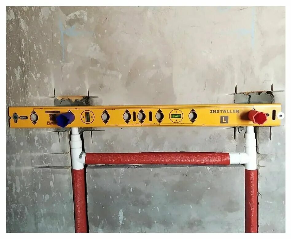 кондуктор для водорозеток. шаблон для разметки отверстий под монтажные коробки tdm sq1407-0001. кондуктор для водорозеток. сантехнический уровень для водорозеток. монтажные планки для водорозеток installer.