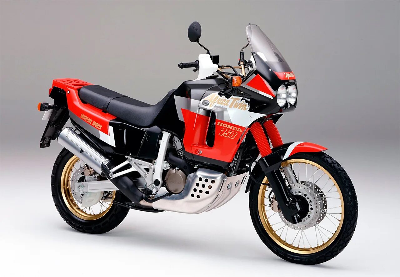 Honda xrv 750 africa twin. Africa twin 750. Мотоцикл honda africa twin 750. Honda africa twin 750. Twin 750.