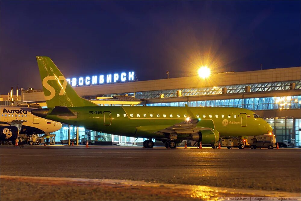 Аэропорт Новосибирск. S7 Airlines толмачёво. Аэропорт Новосибирск s7. Толмачево аэропорт самолет с7. S7 airlines новосибирск