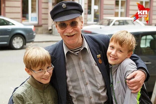 87-летний Иван Краско вернулся к матери своих детей - 7Дней.ру