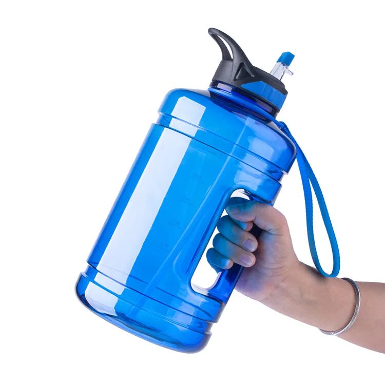 Как называются большие бутылки. Большая спортивная бутылка. Бутылка для воды велосипедная. Спортмастер бутылка для воды на велосипед. Как называется большая бутылка для воды.