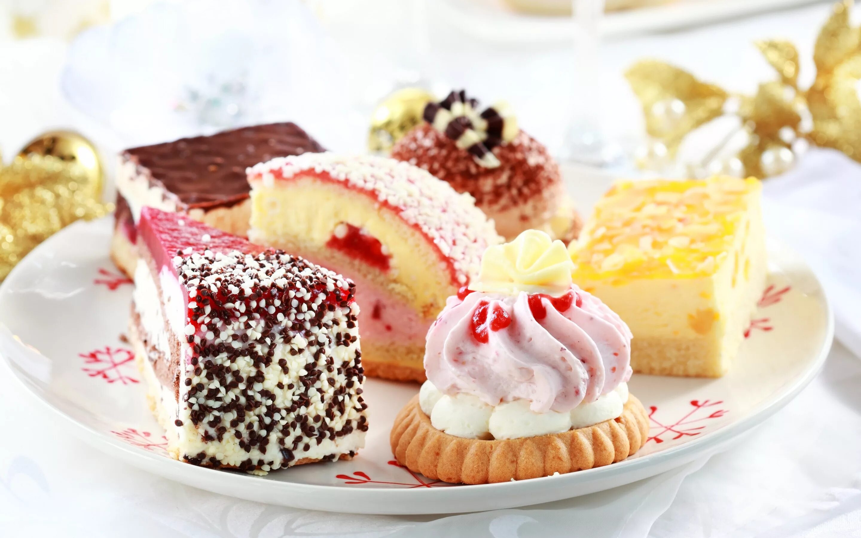 Вкусные сладости. Торты и пирожные. Выпечка. Необычные кондитерские изделия. Прижное.