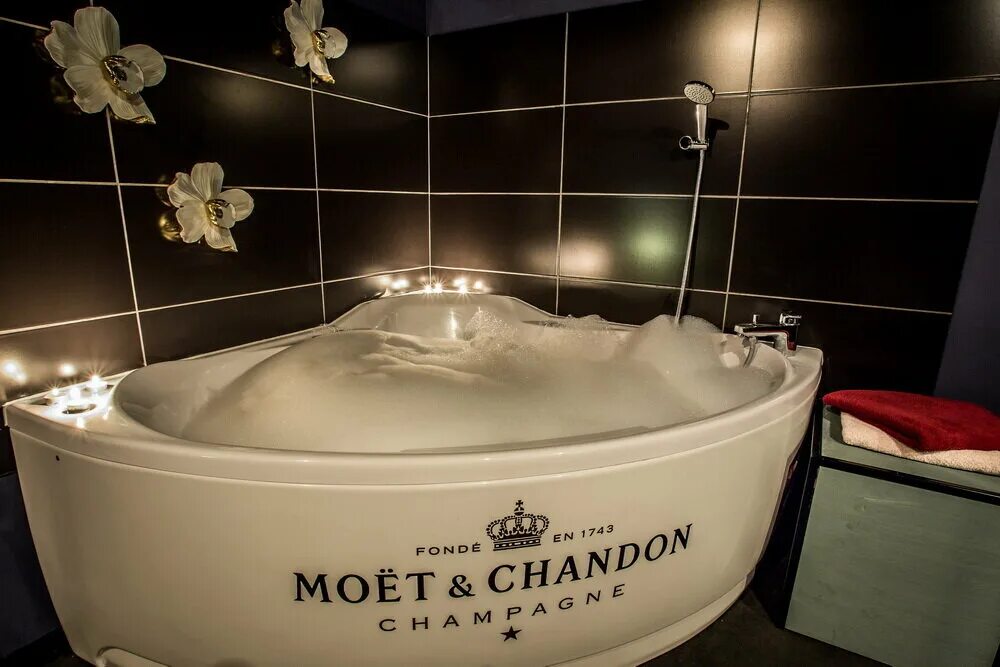 Black spa калининград. реклама крема черный жемчуг. Black spa калининград. блэк спа калининград. Senator spa, калининград.