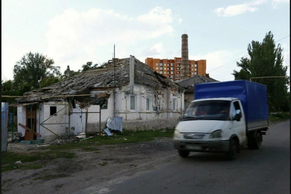 Д славянск. Славянск украина. славянск разрушения. воскресенский храм славянск разрушение. славянск сейчас.