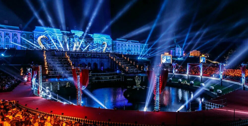 Закрытие фонтанов петергофе 2025. Церемония закрытия фонтанов петергоф. шоу закрытия фонтанов в петергофе 2025. праздник закрытия фонтанов в санкт-петербурге.