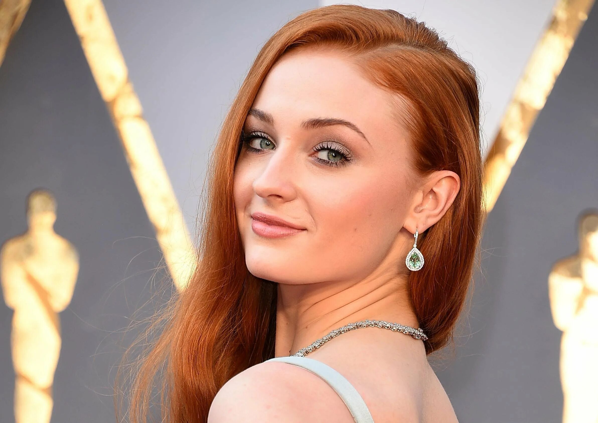 Софи тёрнер. Софи Тернер (Sophie Turner). Софи тёрнер фото. Санса Старк актриса.