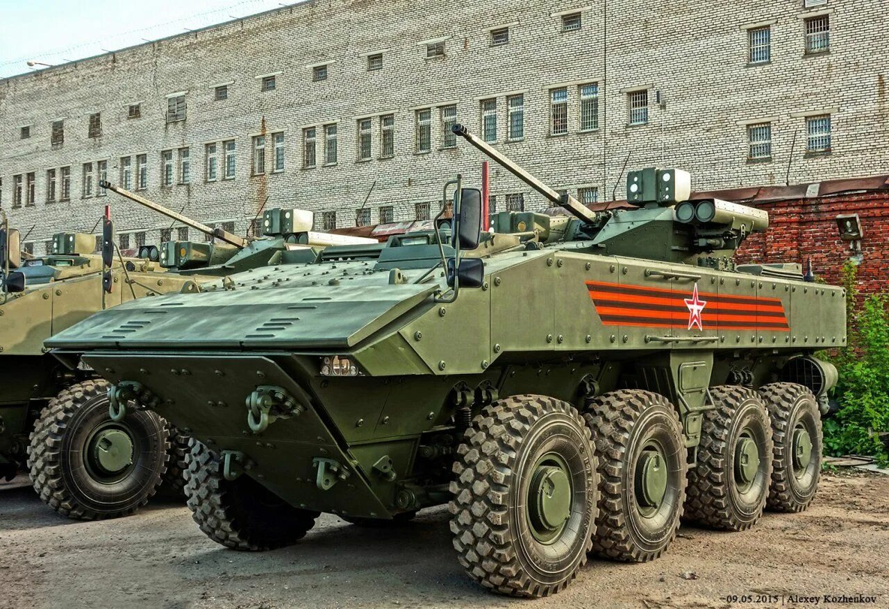 Военные боевые машины. Колесная БМП "Бумеранг к-17". Бумеранг бронетранспортер. БТР Бумеранг бронетранспортёр. БТР ВПК-7829 «Бумеранг».