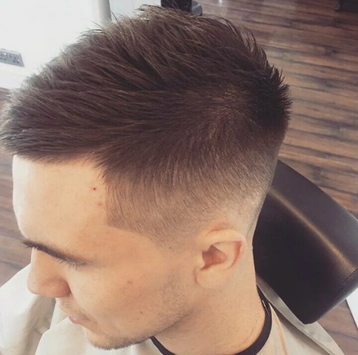 соч стел. мужской прическакантофка. соч стел. жингалак прическа мужская. стрижка фейд полубокс.