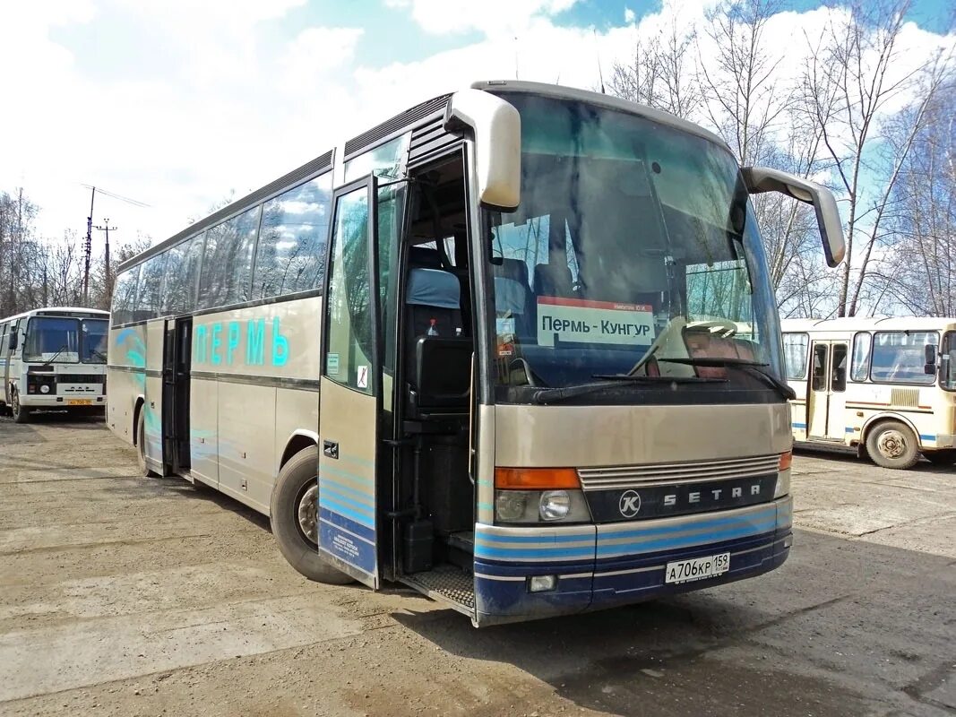 Пермь лысьва автобус купить. Автовокзал Пермь Кунгур. Кунгур Пермь автобус сетра. Автобус Лысьва Пермь. Автобус Лысьва Кунгур.