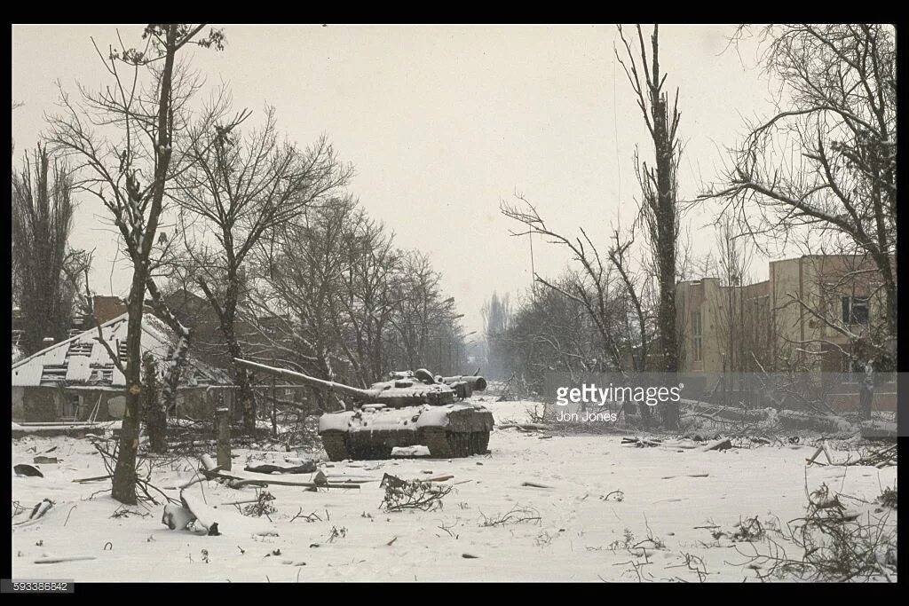 31 мотострелковый полк. Чечня 1994 штурм Грозного. Чечня 1995 штурм Грозного. Т-80бв штурм Грозного. 31 Декабря 1995 штурм Грозного.