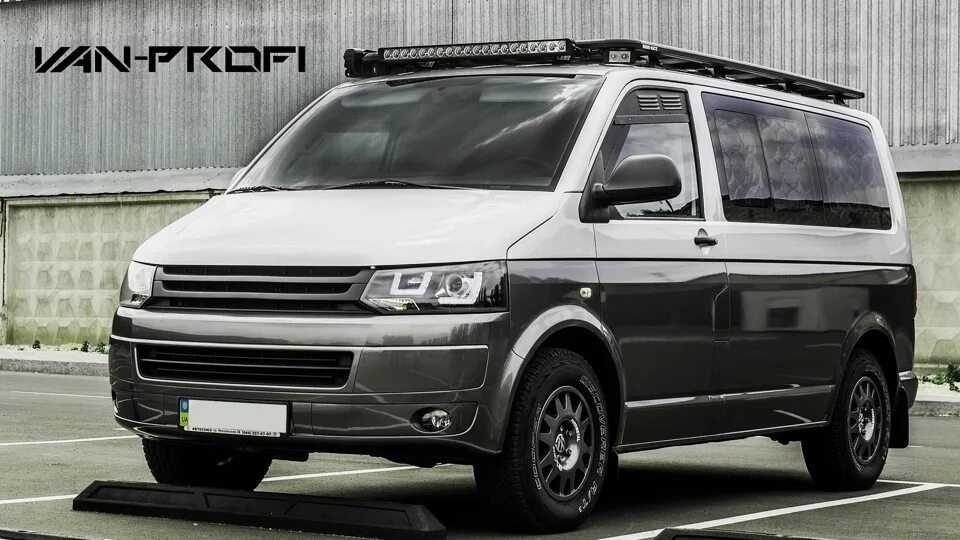 Т база купить. VW t5 Expedition. VW Transporter t5 California. VW t6 Expedition. Транспортер t5gp.