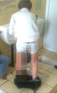 Учитель не отпустила ребенка в туалет