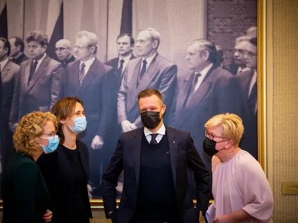 Выбрали премьера