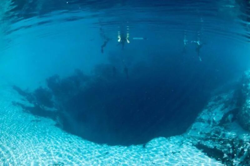 Из воды с глубины 5 м. Голубая дыра Дахаб карстовая воронка.