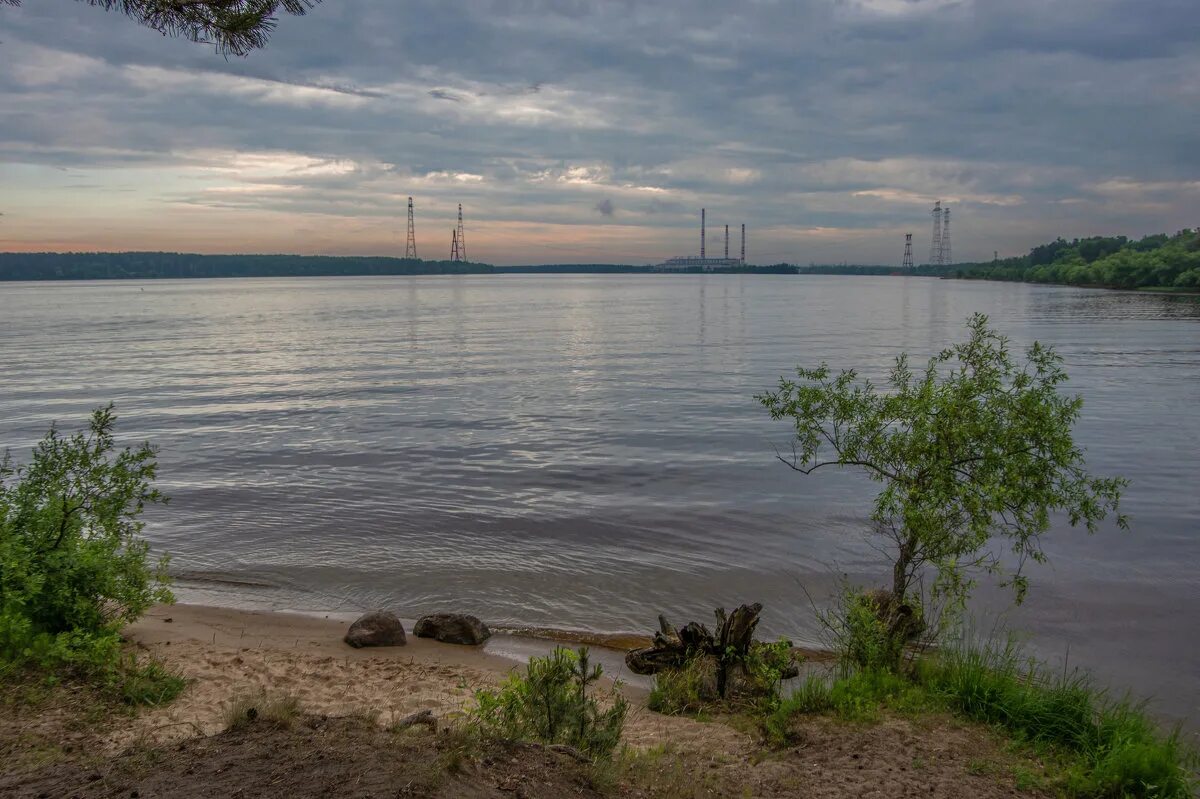 Волга волга бассейн волгоград. Санаторий волга саратовская область. Кафе проспект волжский. Плотина волгоградской гэс. Волга плит волжский.