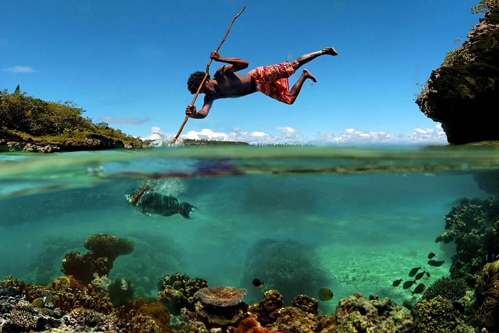 Художник карас йонут. Конторсионистка мария пуччарелли. Самые удивительные возможности. Креативные путешествия. Необычная природа.