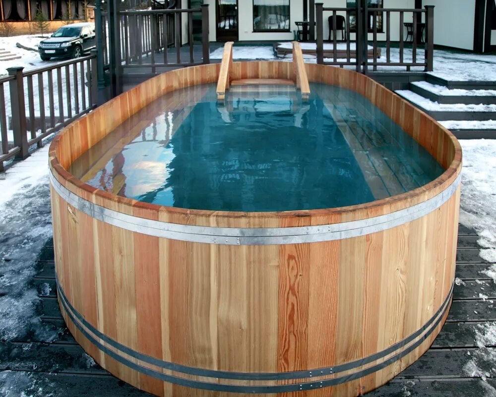 Сауна бассейн с подогревом. Зимний бассейн. Сауна монтана. Баня с бассейном. Подогрев бассейна.