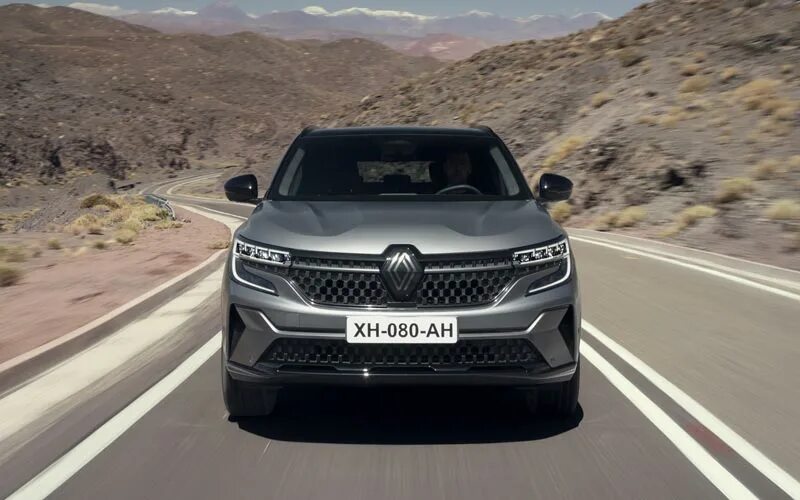 New Renault Austral is equipped with the best technology - Renault Group