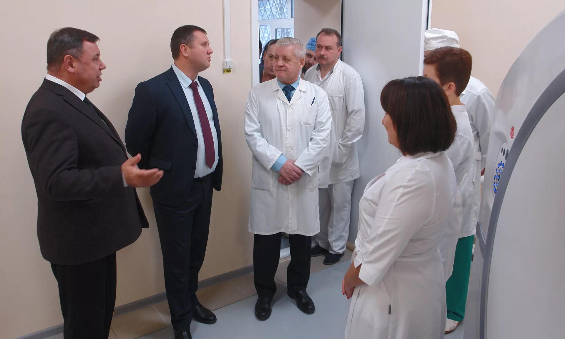 Работа в больнице брянск. Брянская область городская больница 1. Брянская областная больница 1 поликлиника. Бгб 4 брянск. Чижонкова брянск больница 1.