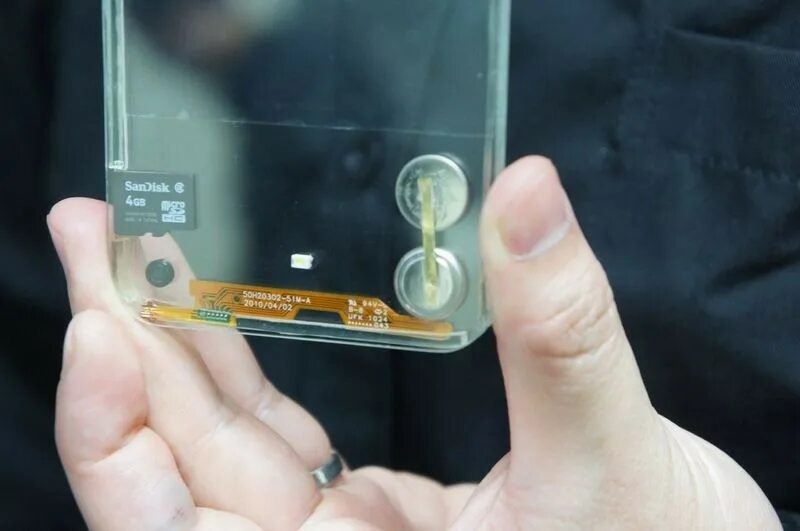 прозрачный смартфон nokia. смартфон будущего прозрачный. самый маленький прозрачный смартфон. Polytron прозрачный смартфон. полностью прозрачный смартфон.
