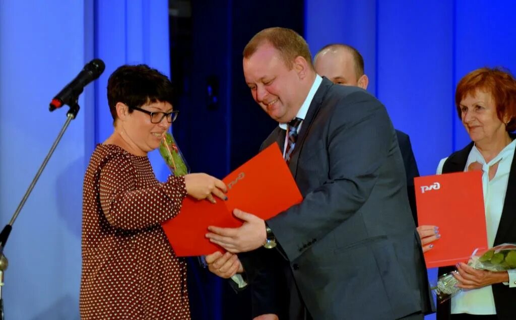 Награждения железнодорожников. Награждения железнодорожников. Ижевск награждение железнодорожник. Награждение железнодорожников 2022. Почетные железнодорожники златоуст.