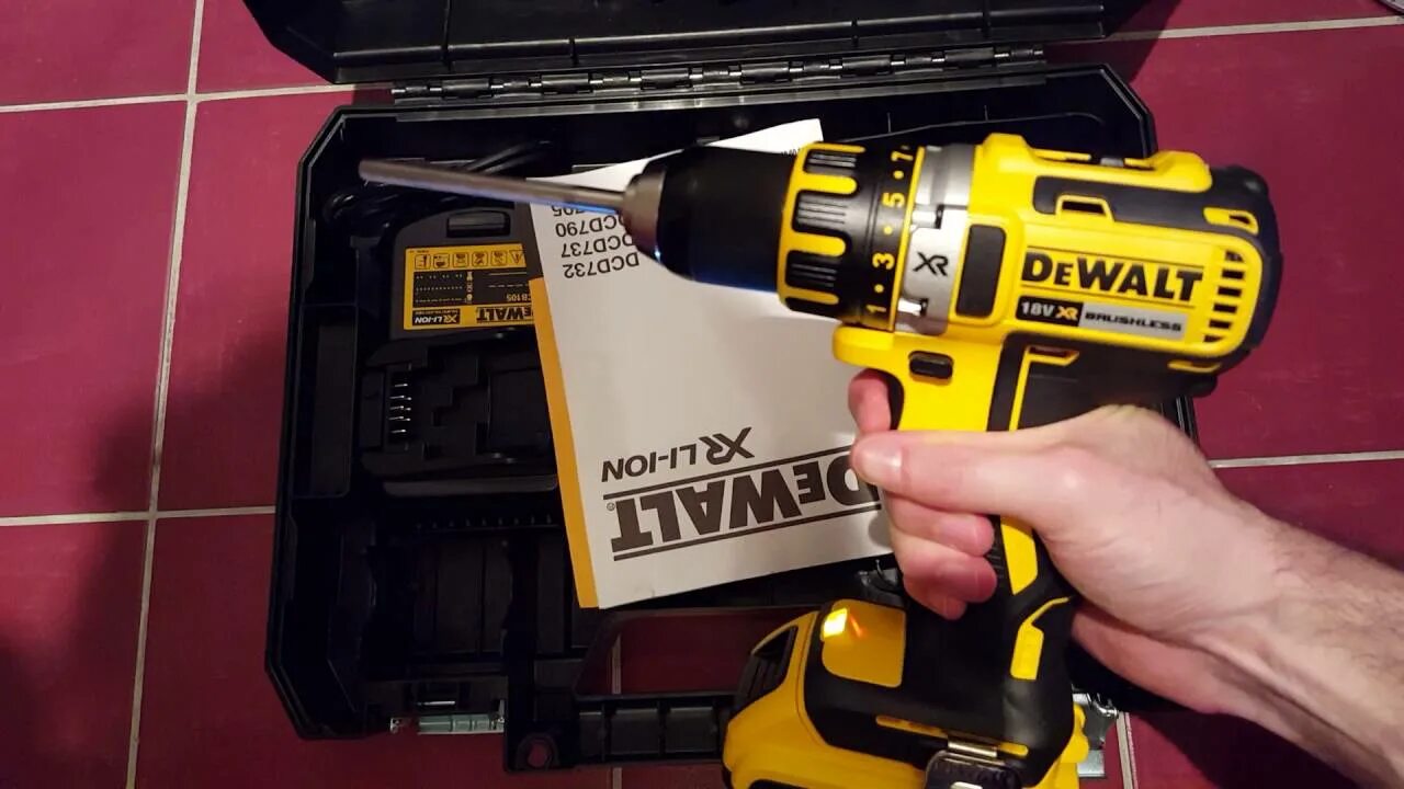 DEWALT DCD 790. DEWALT dcd716. DEWALT DCD 701. ДЕВОЛТ DCD 3799.