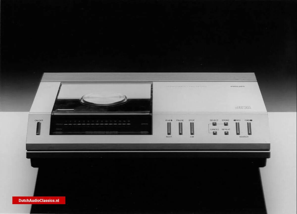 Philips cd 650. Лампа филипс 885. Philips 100. Cd проигрыватель philips. Philips cm100 cd.