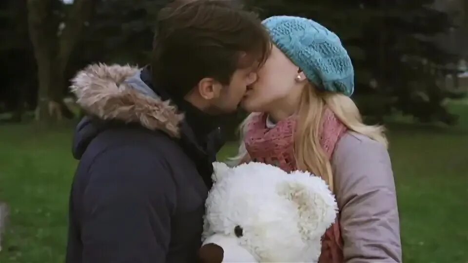 Кружевной воротник фриволите. Мелодрама кружева. Кружево фриволите украшения. Мелодрама кружева. Кружевоплетение сибири.