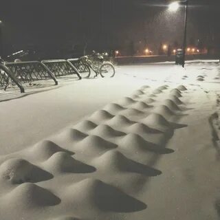 Торчащий снег