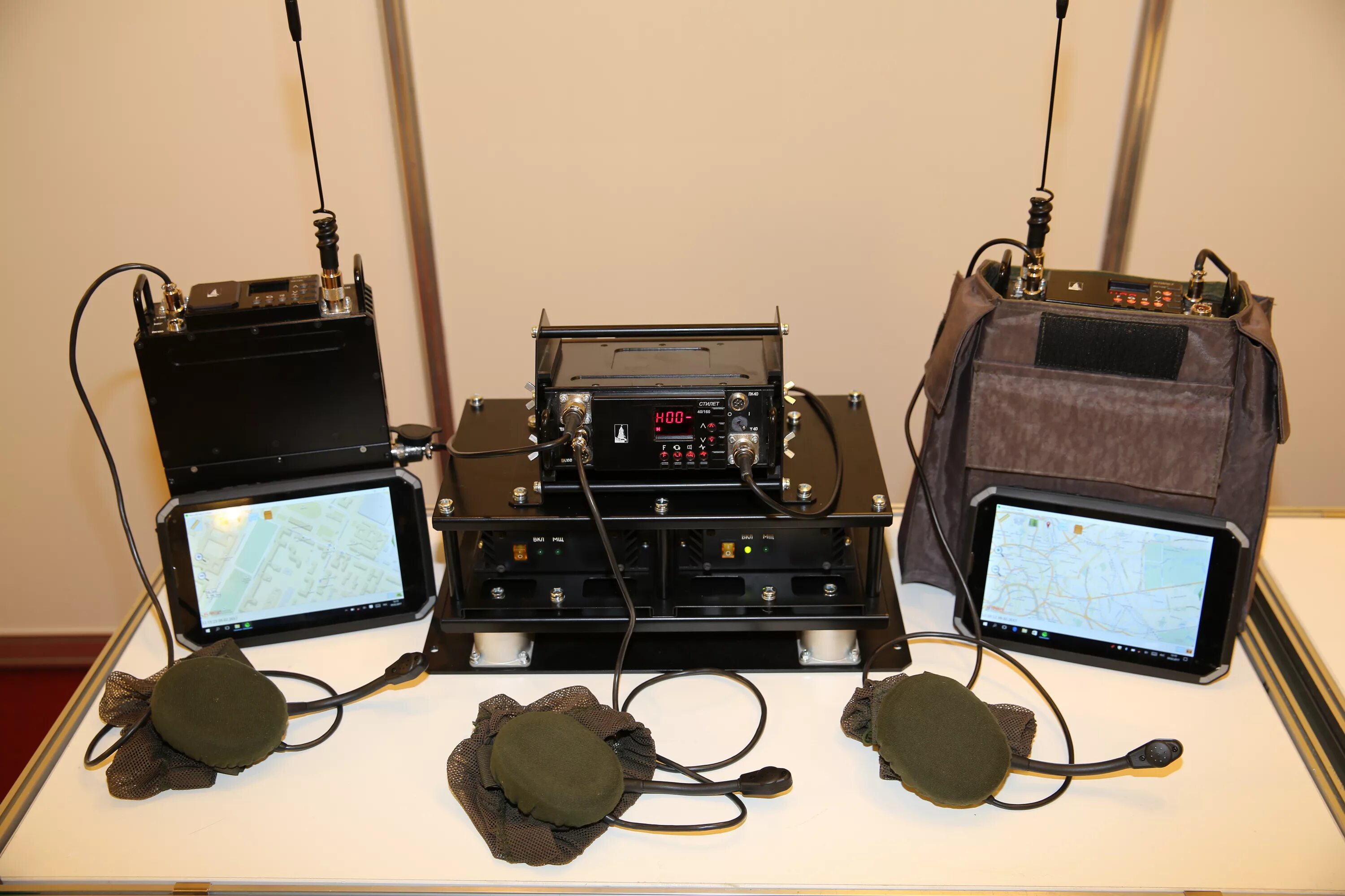 Радиостанция р-168-25у. Технические средства связи. Оборудование радиосвязи. Мобильный комплекс связи.