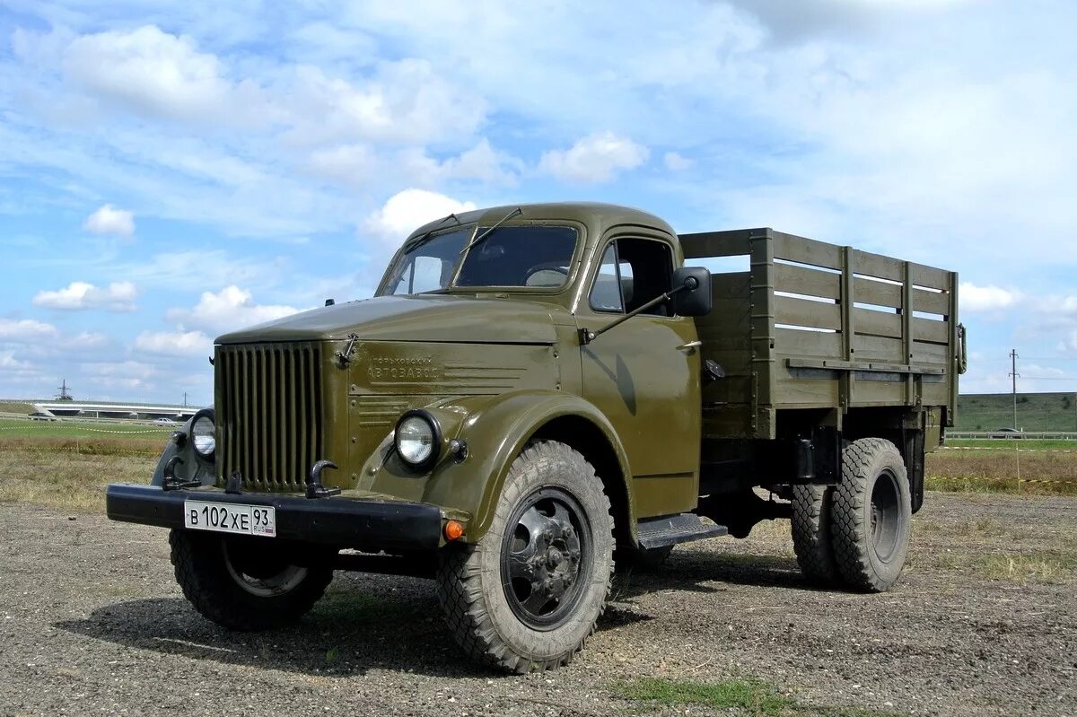 Военные советские машины. Машина ГАЗ 51. ГАЗ-51 грузовой. ГАЗ 51 тентованный. ГАЗ 51 бортовой.