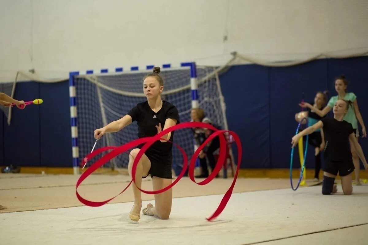 Спортивная школа петрозаводск. Школа олимпийского резерва Карелия. Спорт Петрозаводск. Петрозаводск спортивный. Карелия спортивная.