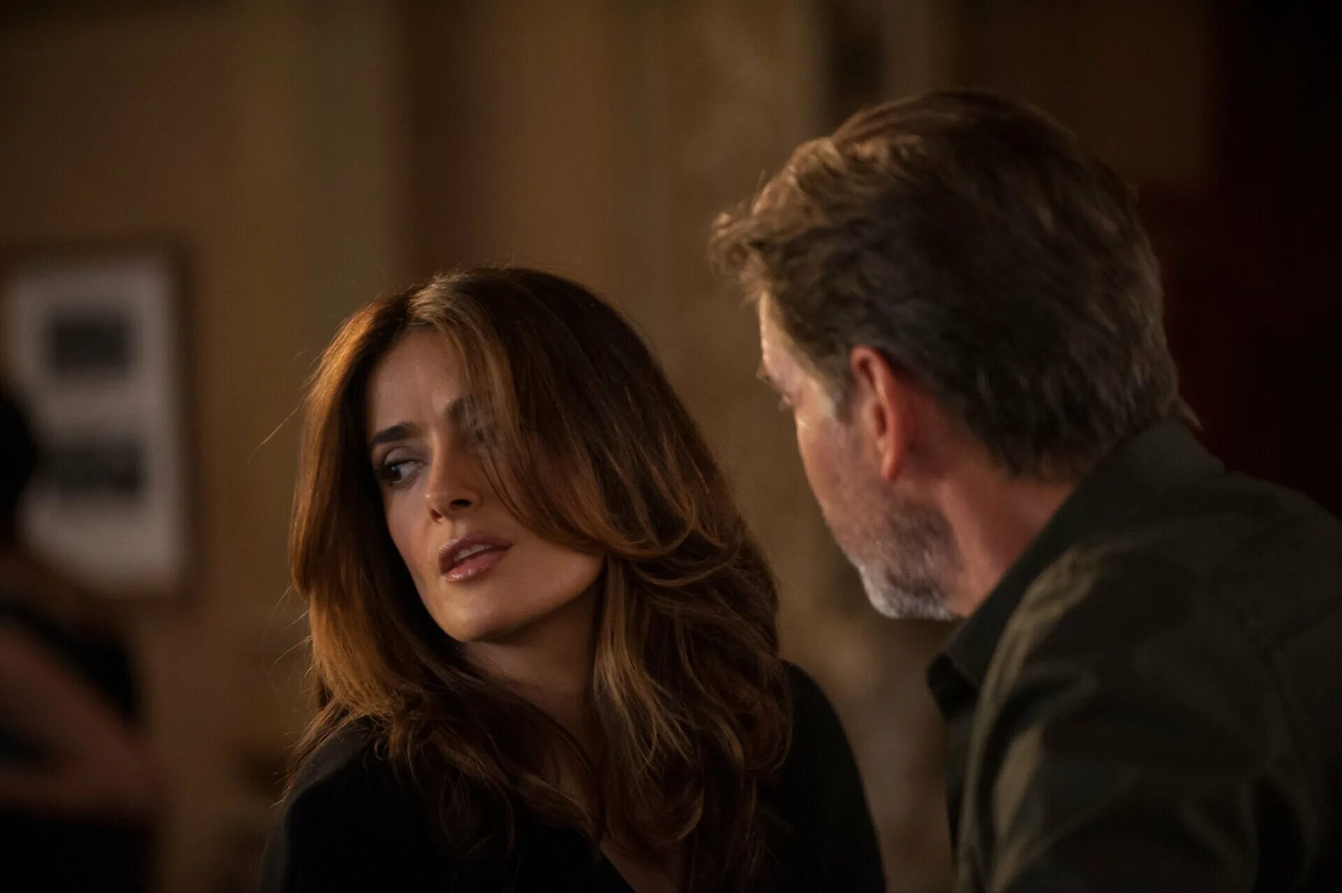 пирс броснан и сальма хайек. мелодрамы с пирсом броснаном. как заниматься любовью по английски сальма хайек. сальма хайек kind of beautiful. как заниматься любовью по английски сальма хайек.