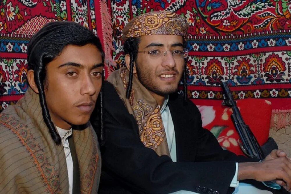 Евреи мусульмане. Традиционная одежда сирийцев. Иудеи и мусульмане. Арабы родственные народы. Семитские евреи.