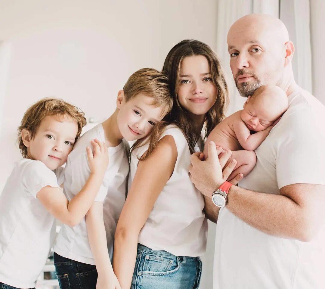 Valeria Lipovetsky Family. Ребенок в семье. Семейная фотосессия. Фотосессия с тремя детьми. В семье татьяны и александры трое детей