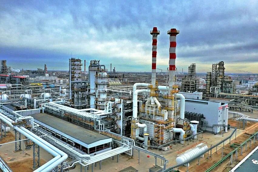 Волгоградский нефтеперерабатывающий завод. Волгоградский нефтеперерабатывающий завод. Волгоградский нпз лукойл. Волгоград завод нефтеперегонный завод. Лукойл-волгограднефтепереработка волгоградский нпз.