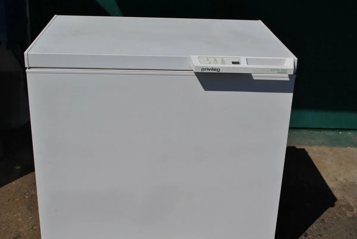 Морозильный ларь в крыму в красноперекопске на заводе. Морозильный ларь леран. Морозильники мидеа mdrc34fzg01 видиоабзор. Aucma bd-200af. Отделка рейками фасада морозильного ларя.