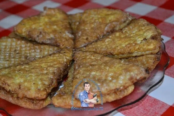 Блюда из вафельных коржей с фаршем. Вафельные коржи бризольки. Вафельные коржи с фаршем. Котлеты в вафельных коржах. Вафли для котлет.