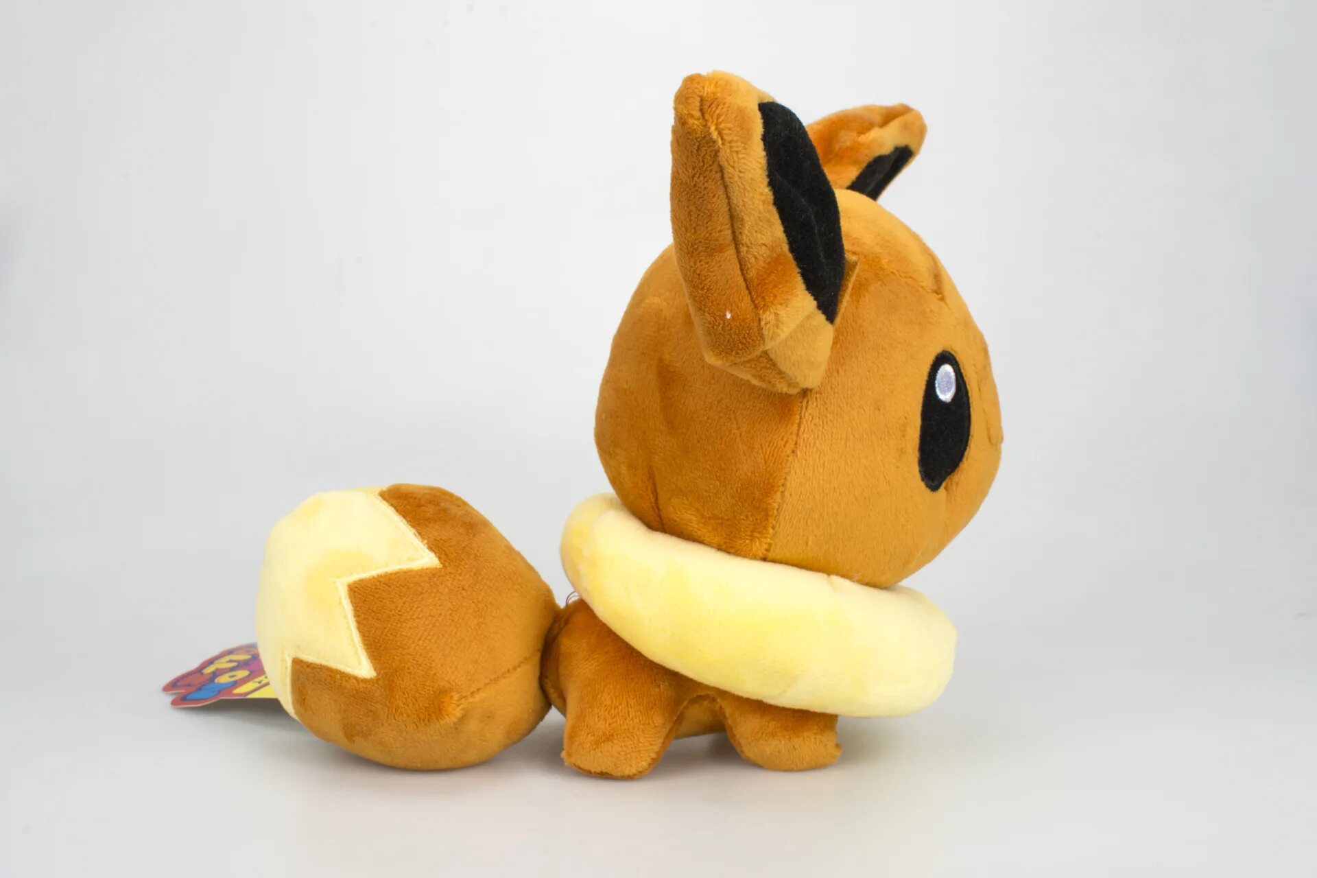 Плюшевая версия. Плюшевая кукла eevee. плюшевые покемоны. мягкая игрушка покемон иви. фото мягких игрушек иви..