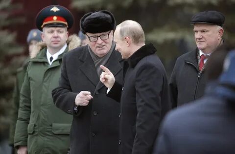 Отходит на второй план