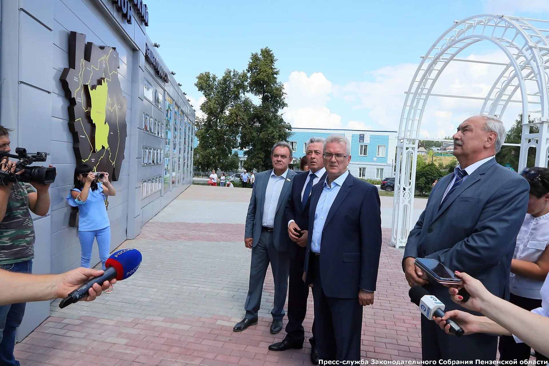 Поселок Шемышейка Пензенской области. Шемышейка Пенза. Молодежная площадь Шемышейка. Шемышейка Пензенская область благоустройство.