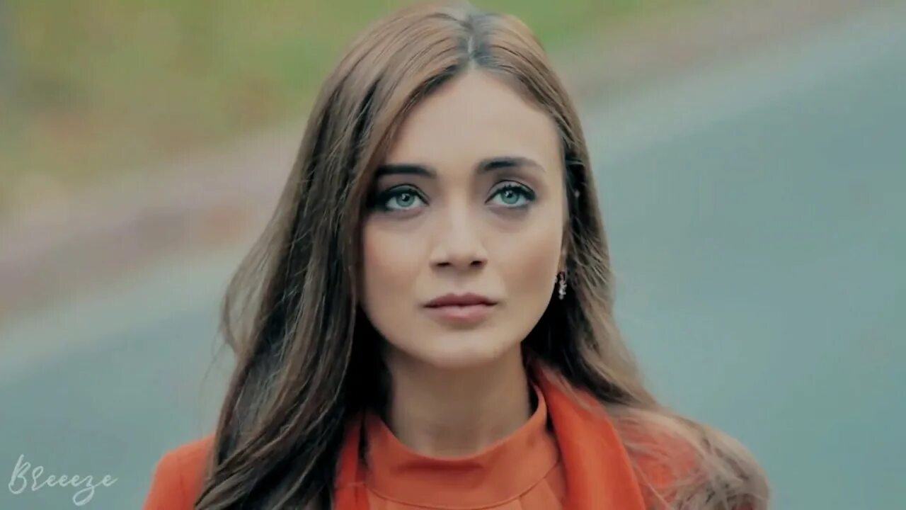 эфсун чукур. дамла сонмез чукур. дамла сонмез актриса. дамла сонмез. дамла турецкая актриса.